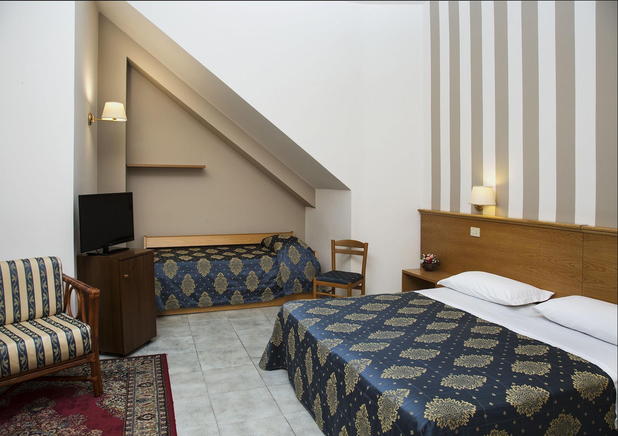 Hotel Redebora Torregrotta Eksteriør billede