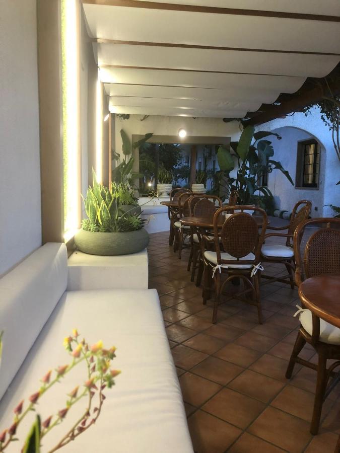 Hotel Redebora Torregrotta Eksteriør billede