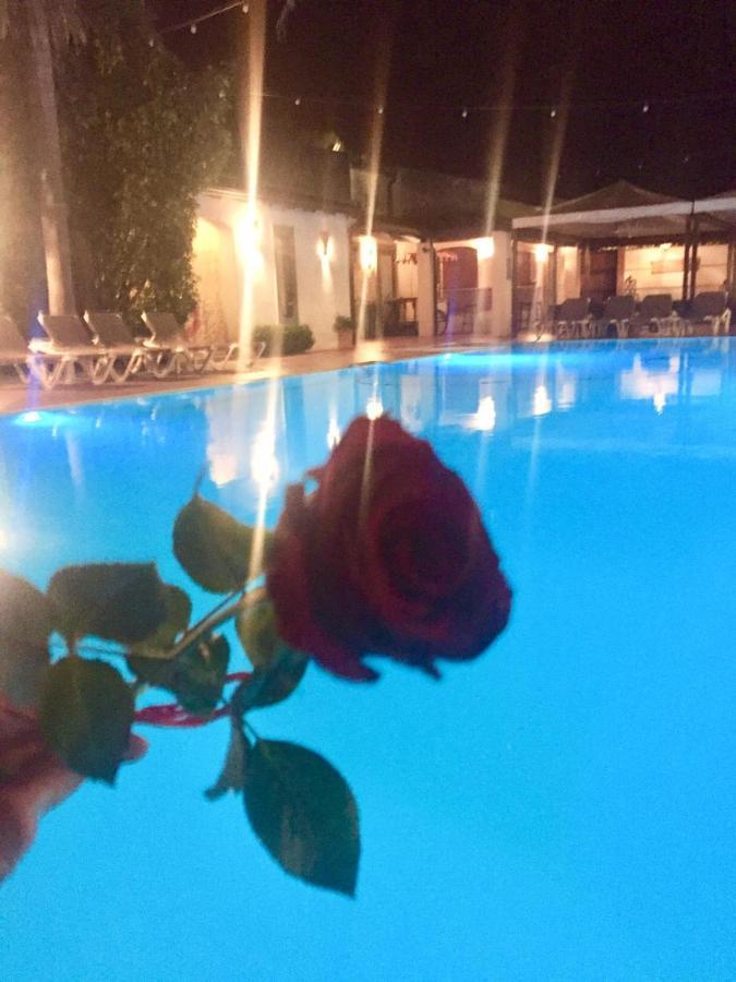 Hotel Redebora Torregrotta Eksteriør billede