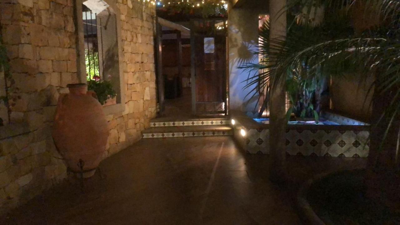 Hotel Redebora Torregrotta Eksteriør billede
